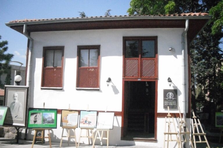 Mehmet Akif Ersoy Evi Müzesi