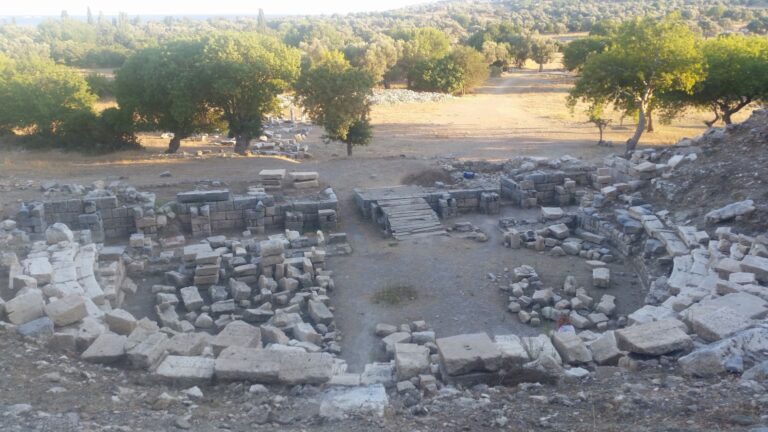 Teos Örenyeri